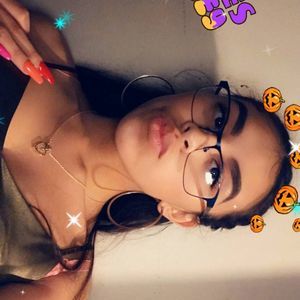 Meet your Posher, Yareli